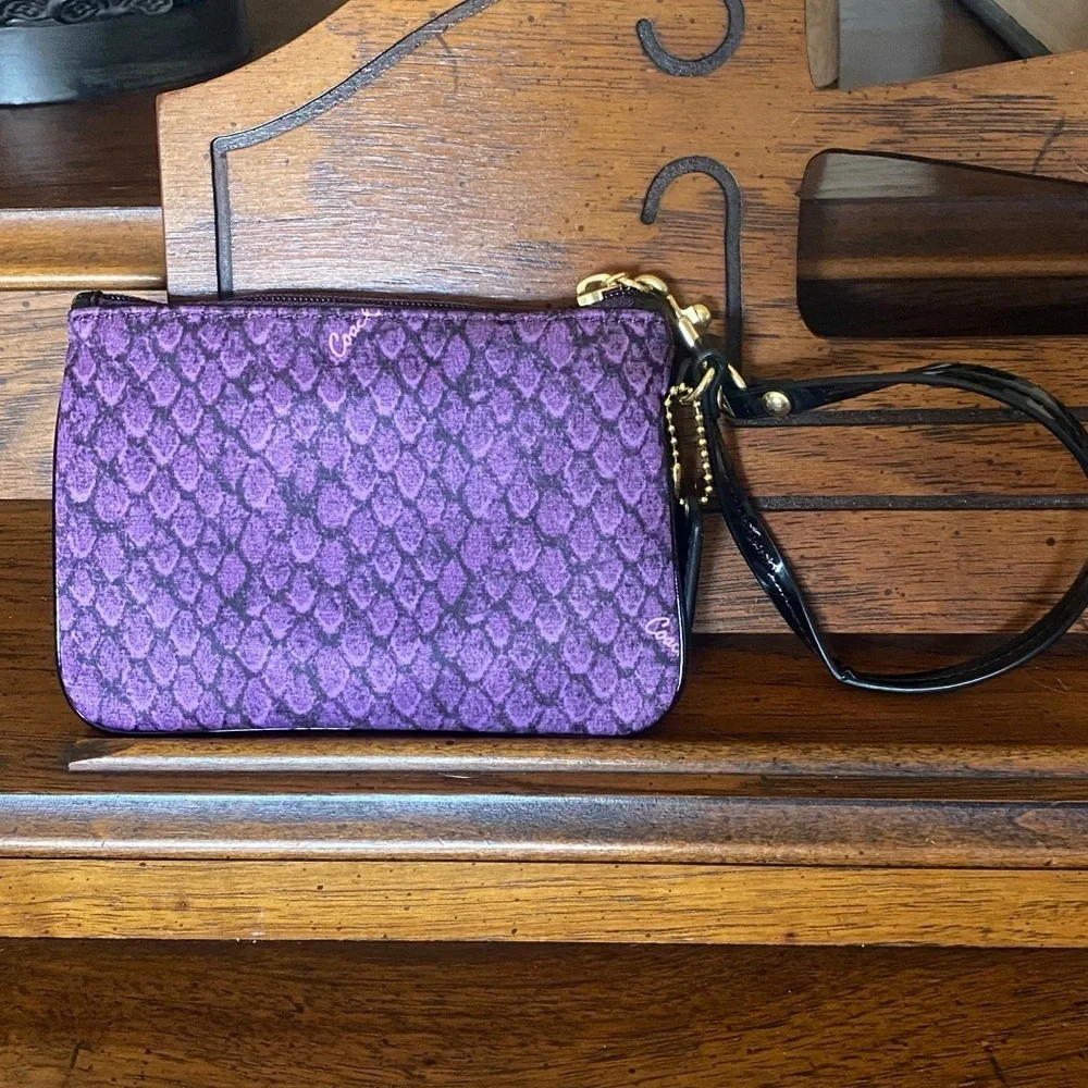 Coach Taylor Snake Print Satin Wristlet 🆕